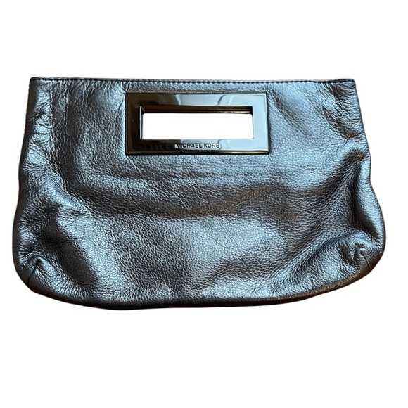 Michael Kors Metallic Leather Berkley Clutch Purse Magnetic Closure - Picture 2 of 7